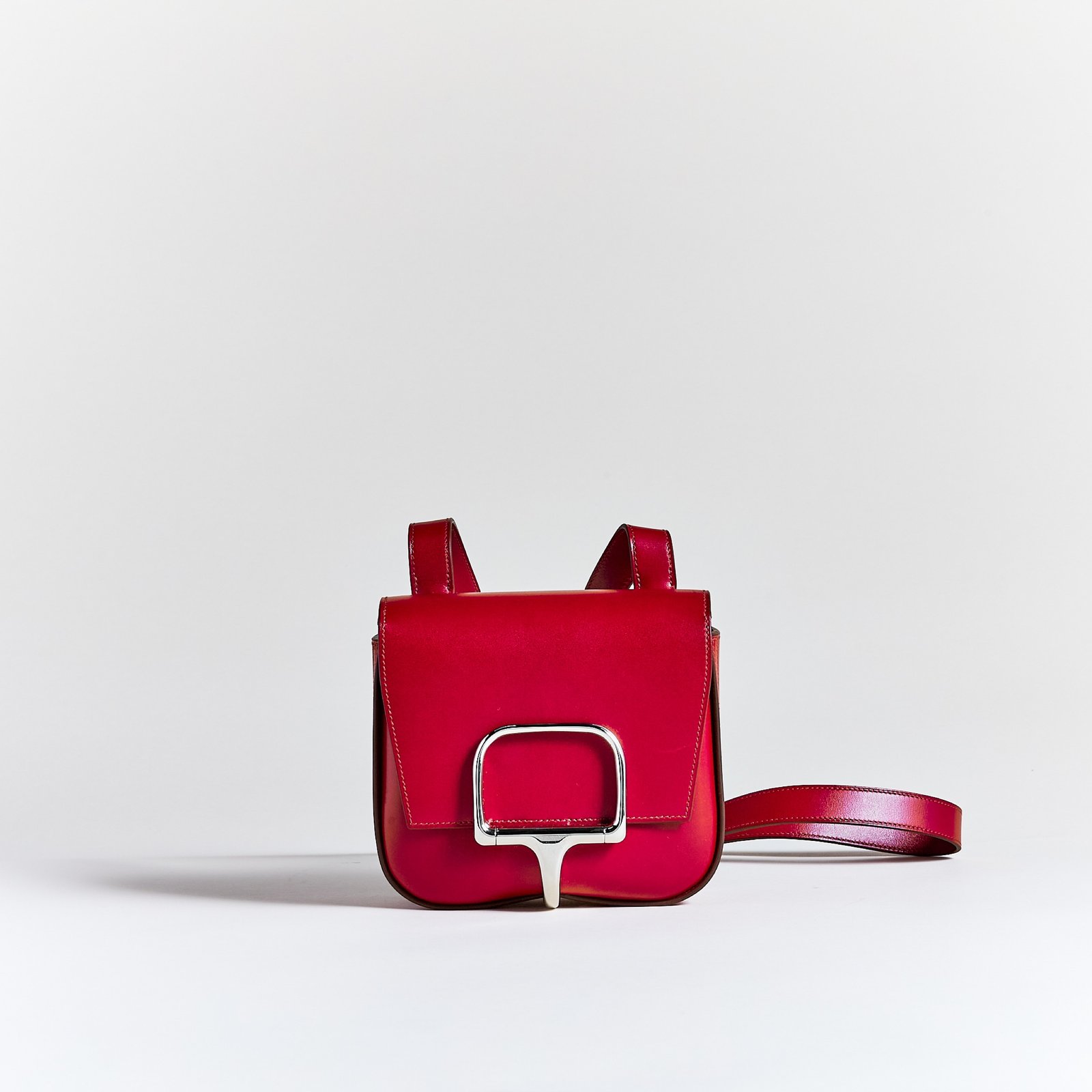 Della Cavalleria Mini Veal Tadelakt
