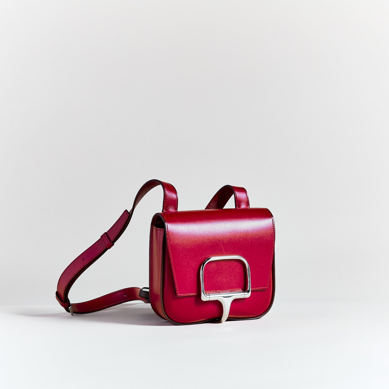 Della Cavalleria Mini Veal Tadelakt